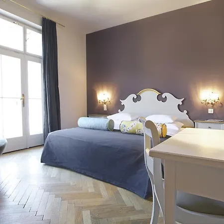 Otel Regina Boutiquehotel 4*